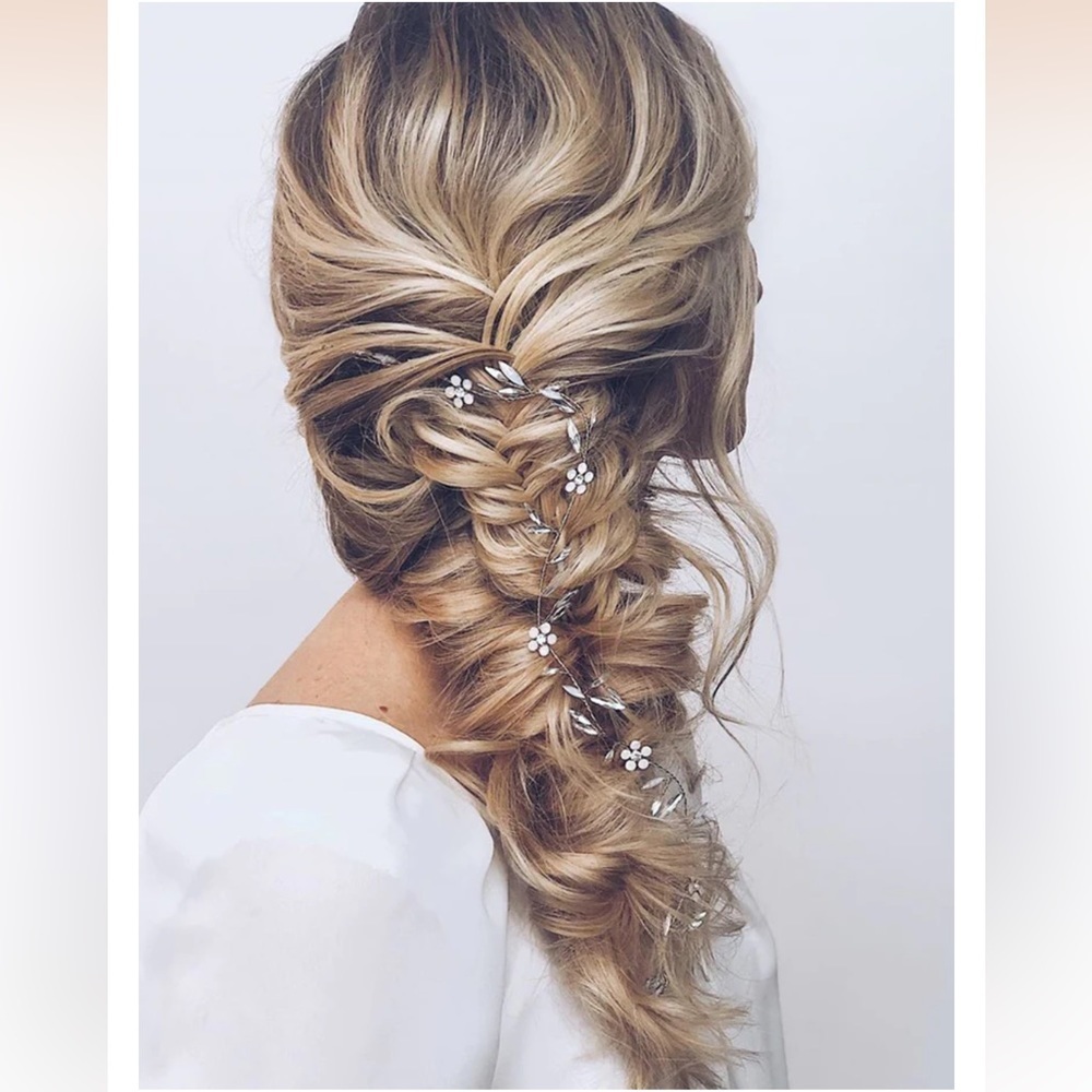 Brides & Hairpins Galatea Halo - Silver​​
